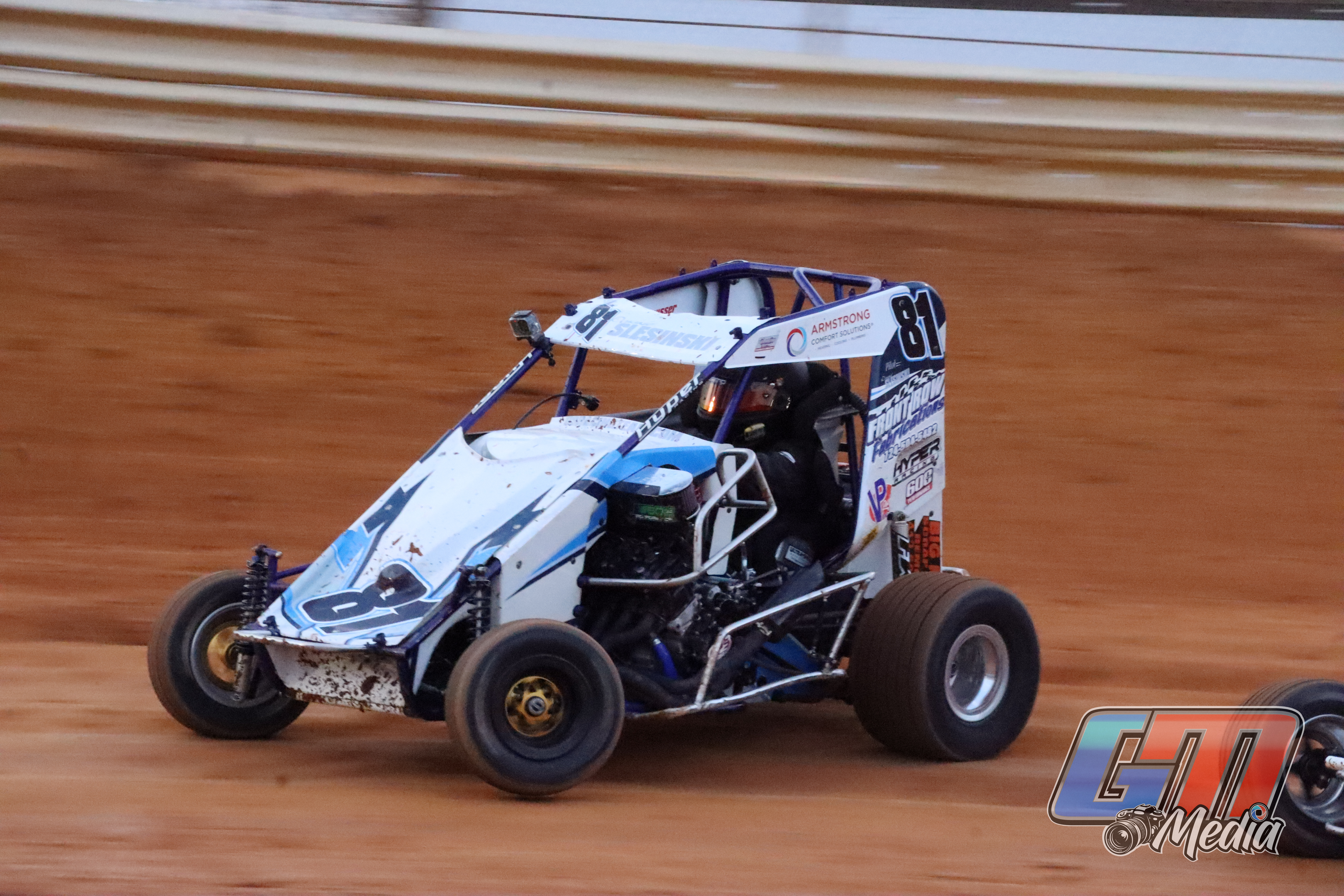 Dominic Slesinski at Battle of the Bullring in 600cc MicroSprint Hyper Chassis
